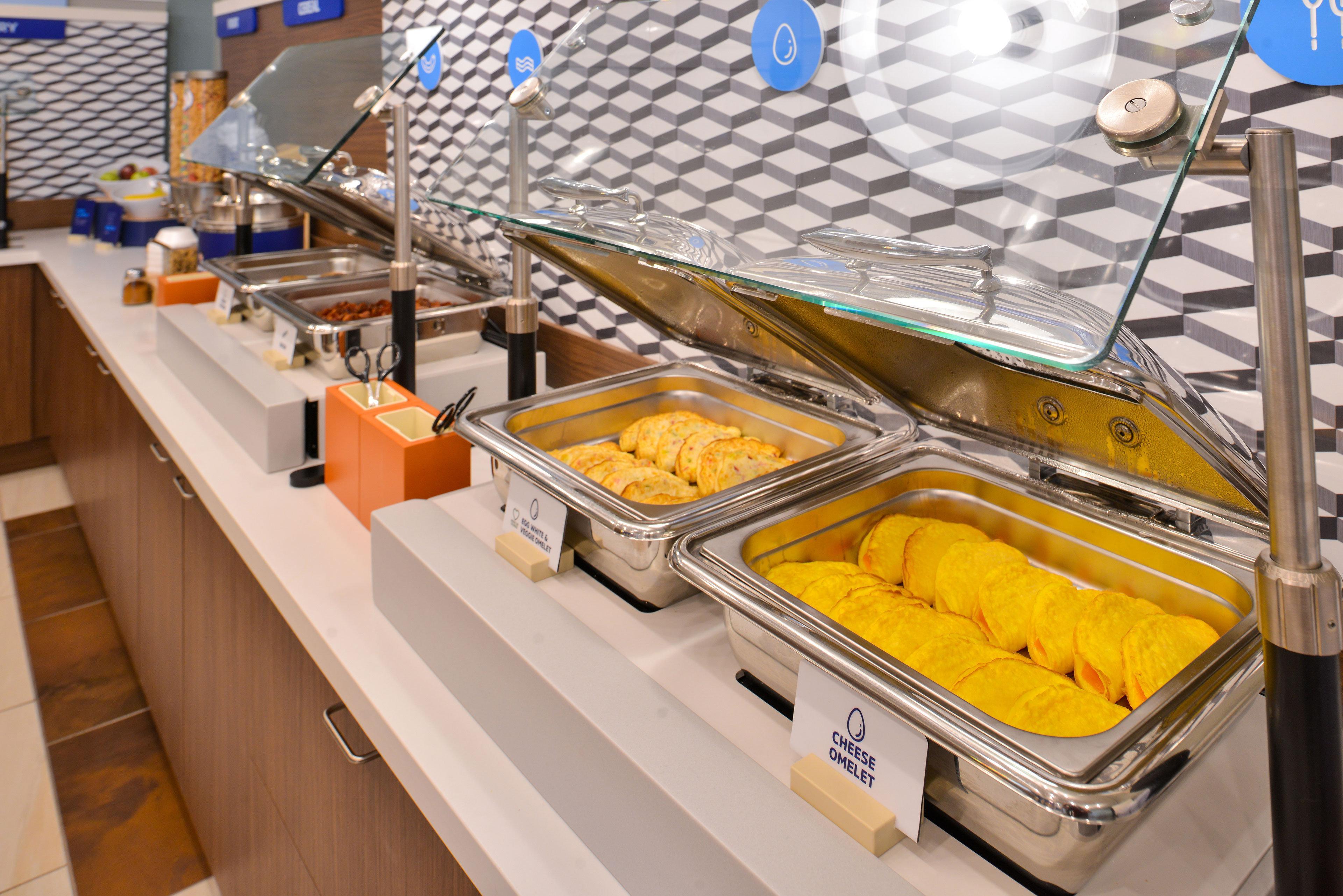 Holiday Inn Express & Suites Oceanfront Daytona Beach Shores By Ihg Ngoại thất bức ảnh