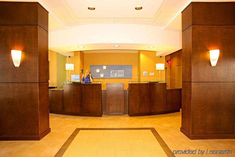 Holiday Inn Express & Suites Oceanfront Daytona Beach Shores By Ihg Nội địa bức ảnh